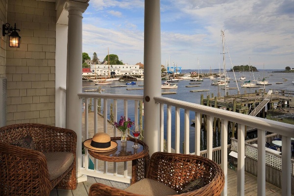 Grand Harbor Inn image 3